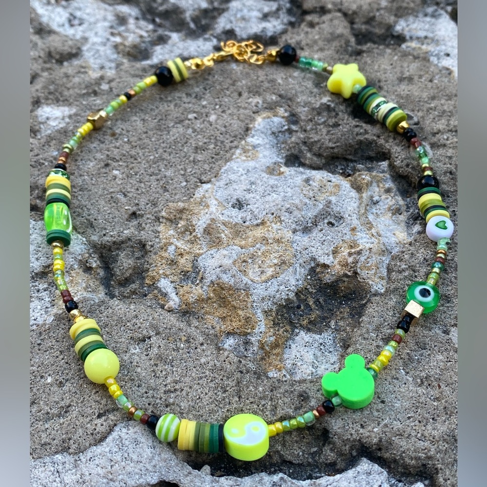 Mickey Mouse beaded choker‎ necklace - Picture 13 of 14